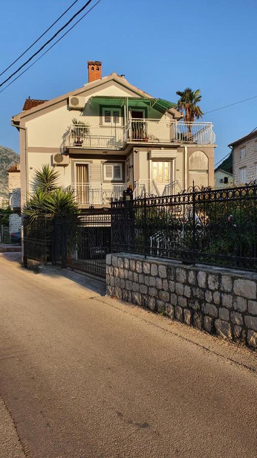 Viva House Villa Kotor Eksteriør billede