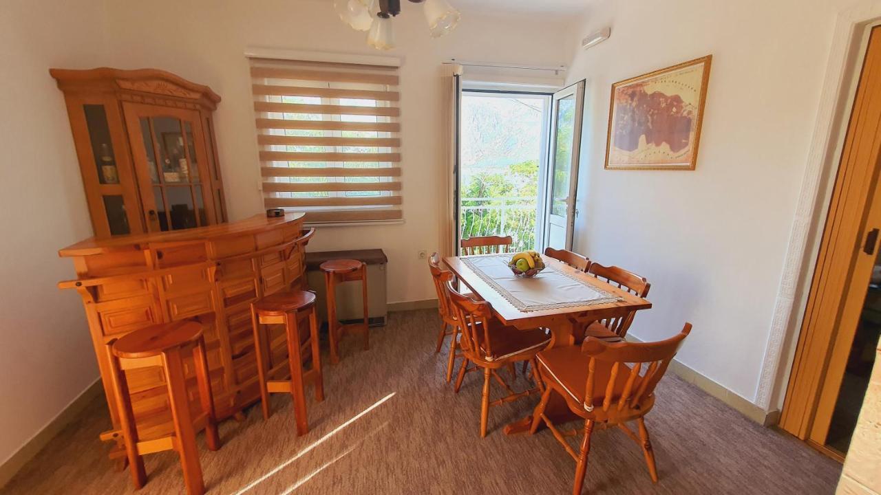 Viva House Villa Kotor Eksteriør billede